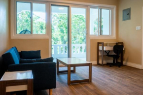 Luxurious Modern Negril 2 Bedroom Resort WiFi and AC